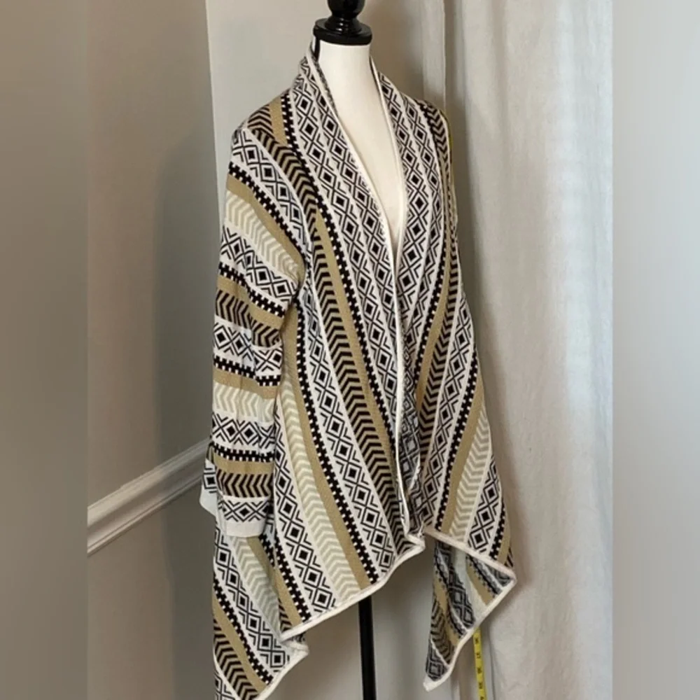 New Directions Boho Large Wrap Sweater Cream, Black & Tan Southwestern Aztec